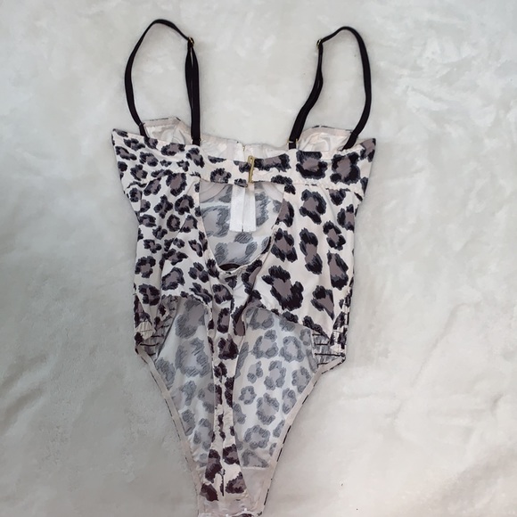 Victoria’s Secret Bodysuit Leopard/cat - Picture 2 of 3
